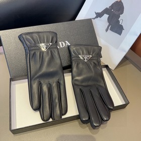 Перчаткиз овечьей кожи Prada, модные п