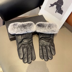 Короткие перчатки Prada из меха кролик