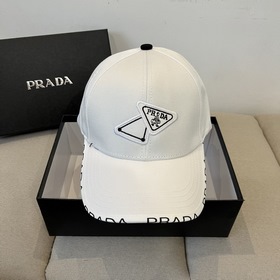 Новая классическая бейсболка PRADA — в