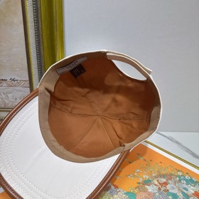 Хит продаж [PRADA] — модная бейсболка