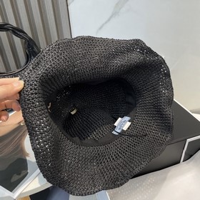 Новая соломенная шляпа Prada из рафии,