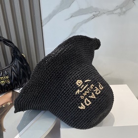 Новая соломенная шляпа Prada из рафии,