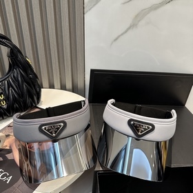 Хит продаж： новая модель кепки Prada с
