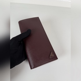 Мужской портфель PRADA с крестообразны