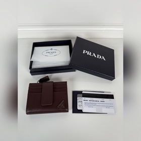 Новейший кошелек PRADA с треугольным л