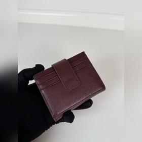 Мужской бумажник-клапан PRADA, модель 