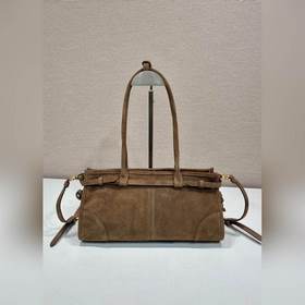 LusSolf, матовая кожа, 1BA426 . Эта с