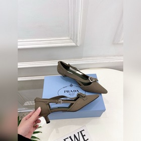 PRADA 26SS Новая коллекция весна-ле