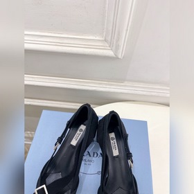 PRADA 26SS Новая коллекция весна-ле