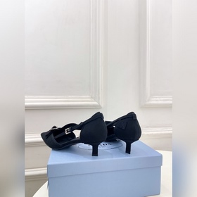 PRADA 26SS Новая коллекция весна-ле