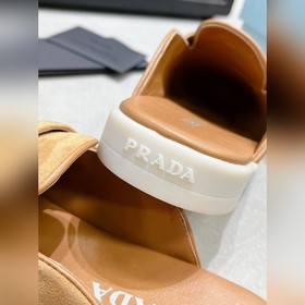 PRADA Пара модных лоферов-сандалий PR