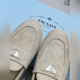 PRADA Пара модных лоферов-сандалий PR