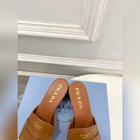 PRADA 26SS Новая коллекция весна-ле
