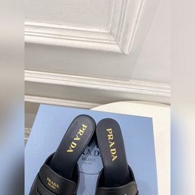 PRADA 26SS Новая коллекция весна-ле