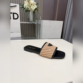 Новая модель PRADA от Pu Jia： плетеный
