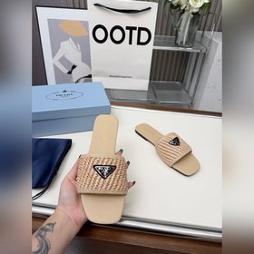 Новая модель PRADA от Pu Jia： плетеный