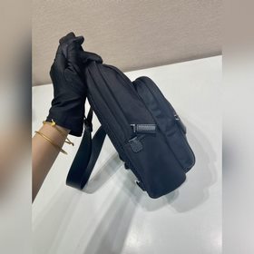 Новая модель нагрудной сумки 2VZ116. Э