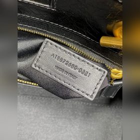 Сумка Saint Laurent Niki Small — черно
