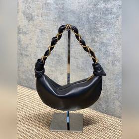 Сумка YSL 26S5 Amalia изготовлена из т