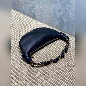 Сумка YSL 26S5 Amalia изготовлена из т