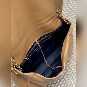 Новейшая модель YSL JAMIE из кожи ягне