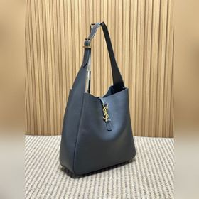 Сумка YSL Hobo цвета «городской серый»