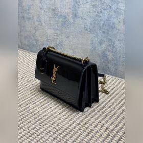 Сумка YSL Sunset из лакированной кожи 
