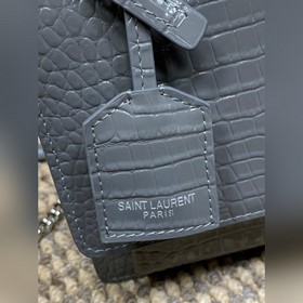 Сумка из серии Sunset с тиснением под 