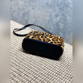 Косметичка из серии YSL Gaby, выполнен