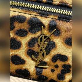 Косметичка из серии YSL Gaby, выполнен