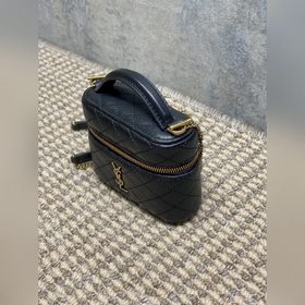 В серии косметичек Gaby от Y-Home появ