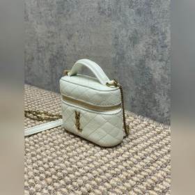 В серии косметичек Gaby от Y-Home появ