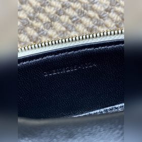 В серии косметичек Gaby от Y-Home появ