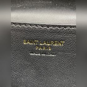 YSL Saint Laurent — модель Gaby с глян