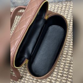 Розовая модель «Gaby» от YSL из кожи с