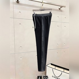 Новая коллекция брюк Balenciaga весна 