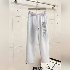 Новые брюки Balenciaga весна 2026 года