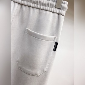 Новые брюки Balenciaga весна 2026 года