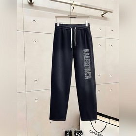 Новая коллекция брюк Balenciaga весна