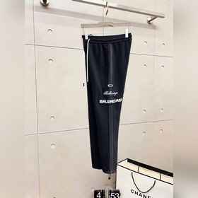Новая коллекция брюк Balenciaga весна 