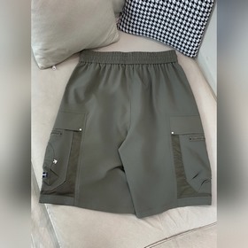 Новая коллекция летних мужских джинсов