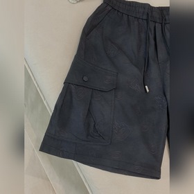 Новая коллекция летних мужских джинсов