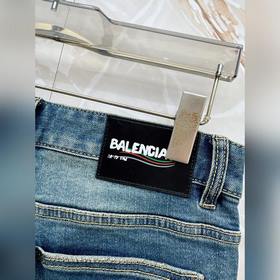 Новая коллекция Balenciaga весна-лето 