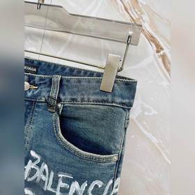 Новая коллекция Balenciaga весна-лето 