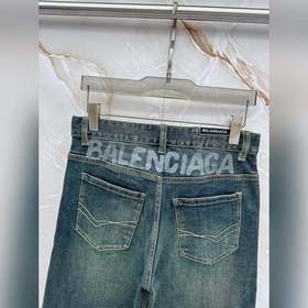Новая коллекция Balenciaga весна-лето 