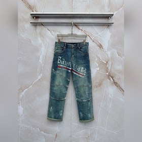 Новая коллекция Balenciaga весна-лето