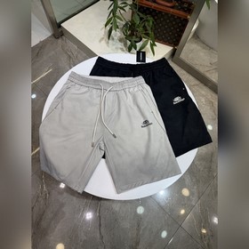 Новые шорты Balenciaga из новой колле