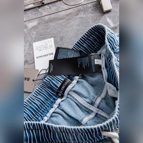 Новая коллекция Balenciaga весна-лето 