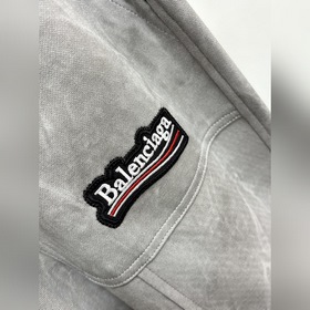 Новая коллекция Balenciaga весна-лето 