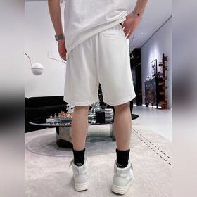 Balenciaga* Коллекция весна-лето 2026：